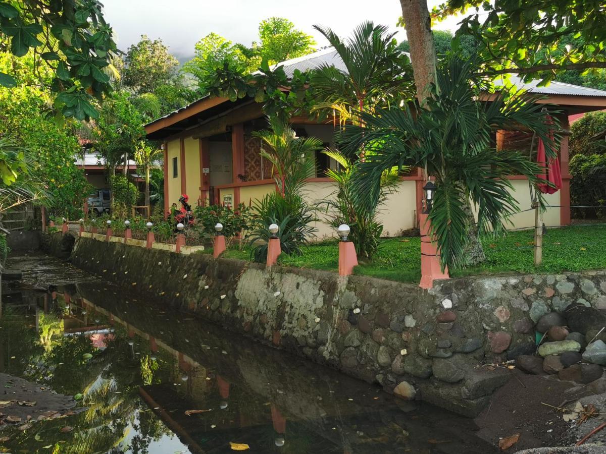 Marianita'S Cottages Mambajao Eksteriør billede